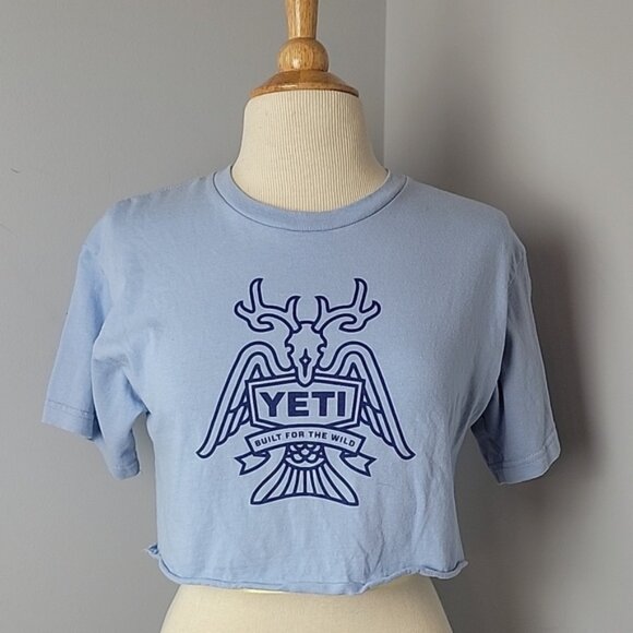 YETI Light Blue Cut Off Cropped Rolled Hem Short Sleeve Graphic T-Shirt Top Sz M - Picture 1 of 6